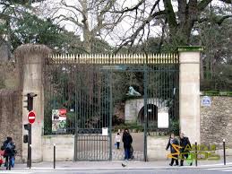 In due course the royal menagerie in versailles (ménagerie royale) was dissolved and these animals were also transferred to the jardin des plantes. Paris La Menagerie Du Jardin Des Plantes About Zoos