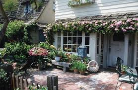 Come Checkout Our Latest Collection Of 15 Stunning Vintage Landscape Ideas And Get Inspired To Deco Cottage Garden English Cottage Garden Cottage Garden Design