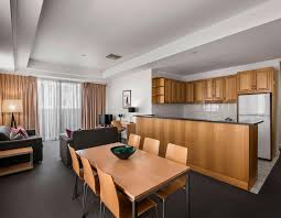 Сравните наши цены с топовыми туристическими сайтами за 10 секунд. Adelaide Cbd Apartment Style Accommodation Franklin Apartments