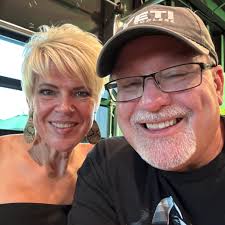 💔 Douglas Jones Obituary Douglas Alto Jones, age 81, passed away Tuesday,  December 10, 2024, at his residence in New London, North Carolina. He was  born January 25, 1943 in Walton County,