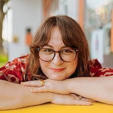 Lana Stuart's Instagram, Twitter & Facebook