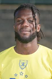 Diaporama. Football (National 2) : découvrez les visages des joueurs du SA  Spinalien