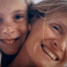 WATCH: Amanda Coogan is hilariously wonderful in #DearIreland's  'Windowpane'