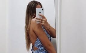 Antonino spinalbanese, classe 1995, è un noto hairstylist e ha undici anni in meno di. Belen Rodriguez E Antonino Spinalbese Dopo Il Bacio Parla La Sua Ex Chiara Non Mi Sento Di Meno A Nessuno Libero Quotidiano