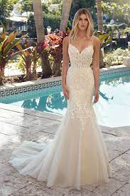 .brautkleid2021 #brautkleidanprobe #brautmoden #brautkleider #fitandflare #hochzeiten hochzeit #hochzeitskleid #verlobt #meerjungfrau #mermaid #monicaloretti #maggiesottero #morilee. Brautmode Brautkleider Fur Bergisch Gladbach Sag Ja Ich Liebe Dich