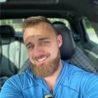 60+ perfiles de «Kyle Grimes»