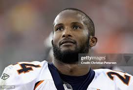 Runningback Tim Hightower of the Arizona Cardinals scores a 8 yard... News  Photo