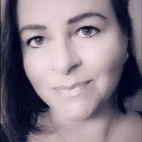 90+ perfiles de «Nicole Vogt»