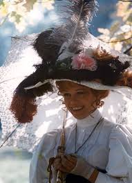 Šli do toho po hlavě. Iva Janzurova Vynikajici Herecka Riding Helmets Movie Stars How To Make Decorations