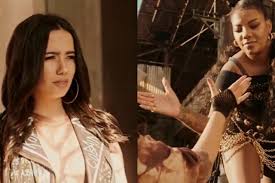 São quase 2 milhões de canções e milhares de playlists para assistir com vídeos e legendas! Fas Reparam Em Sosia De Anitta Em Novo Clipe De Ludmilla Morta Que Ela Quer Fazer O Barraco Acontecer Vogue Celebridade