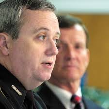 Experts: Tom Manuel motion is long shot