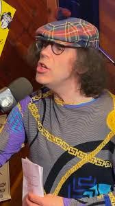 Brendon Farrell's Instagram, Twitter & Facebook