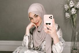 In these page, we also have variety of images available. 10 Cara Memakai Jilbab Segi Empat Yang Modis