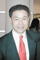 Bill Would Ban Sidewalk Stands In Downtown Flushing