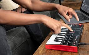Download mpk mini apk 1.4 for android. Mpk Mini Mk3 Midi Controller Akai Pro
