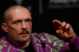 Daniel Veron's Instagram, Twitter & Facebook