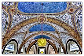 The Tiffany Ceiling At Marshall Fields Macy S Chicago Architecture Tiffany Stained Glass Tiffany Stained Glass Windows