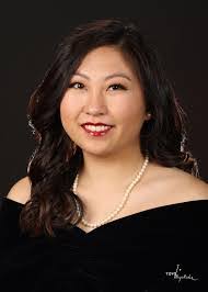 Diana Dutcher's Instagram, Twitter & Facebook