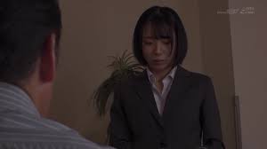 SUWK-017 | A hotel chef and former idol is forced to become a slave to a  famous food critic who sexually harasses her by posting harassingly low  reviews. Feng Guangli | AV大平台-Chinese