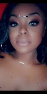 Deanna Posey's Instagram, Twitter & Facebook