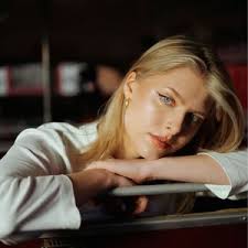 Anna Shoemaker hometown, biography