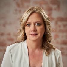 Melissa Sterner's Instagram, Twitter & Facebook