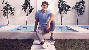 What to Wear With Grey Pants - The Trend Spotter