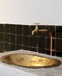 Black And White Moroccan Tile Backsplash Pin Van Marrakech Designs Op Splashing Badkamer Zwarte Badkamer Badkamerdecoratie