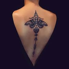 23 Cool Back Tattoos For Women Stylish Back Tattoo With Moth Design Backtattoos Back Tatt Cool Back Tattoos For Women Cool Back Tattoos Tattoos For Guys