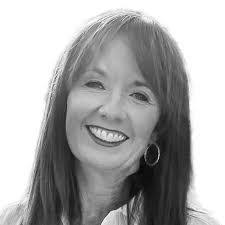 Chelsey Blade's Instagram, Twitter & Facebook