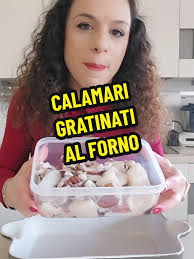 Calamari gratinati al forno Sono stata ispirata da @Benedetta Rossi (che  adoro). Ho utilizzato le olive di @Calabria & Calabria #luanademoro  #foodtiktok #food #cibo #cucinare #calamari ...