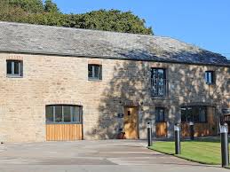 Popular attractions chatsworth house and dore and totley golf club are located nearby. Mill House Luxury Barn Conversion Hot Tub Secure Garden Wood Burner Four Updated 2020 Holiday Rental In Mawnan Smith Tripadvisor