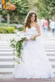 Zeige deine individualität mit asos design & lass deine outfits für dich sprechen. 11 Of The Most Popular Wedding Bouquet Styles