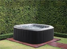 Entferne totes gras und pflanzen, steine und alles andere, was im weg ist. Outdoor Whirlpool Sprudelbad Modena 158 X 158 Cm Aufblasbar