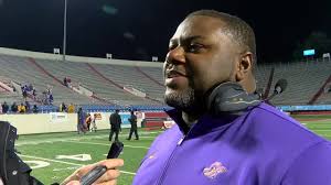 West Memphis hires Robert Hooks as their new head football coach