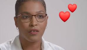 Olá,, Eu sou Mara Ribeiro, Médica, afecta aos Serviços de Urgências de  Adultos do HCM, comumente conhecido por Banco de Socorros., Sou da geração  igualdade e estou aqui na linha da frente por você., ...