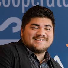 Juan Rosales's Instagram, Twitter & Facebook