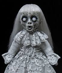 Penampakan hantu terjelas dan seram nyata, penampakan hantu terjelas dan pocong nyata, penampakan hantu terjelas. 5 Anak Patung Yang Paling Seram Di Dunia Pernah Dihasilkan Iluminasi