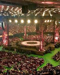 kazunori sugimoto on instagram ユーミンのコンサートを見に 大阪城ホールに来ています 同世代の方ばかり だ ユーミンコンサート 大阪城ホール 大人の時間 大人の休日 music