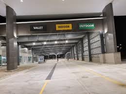 Canopy airport parking is conveniently located north of pena blvd and just 5 miles west of denver international airport. Fine Airport Parking Dia Denver Airport Parking Reservations Reviews