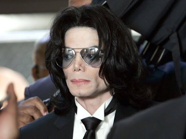 Michael Jackson: Inside the Final Hours from New Book 83 Minutes