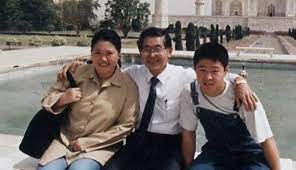 Bienvenido a mi pagina oficial, soy alberto fujimori presidente del perú. Post Los Carismas No Se Heredan