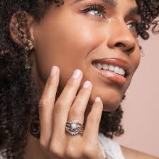 Floral Leaf Diamond Wedding Band