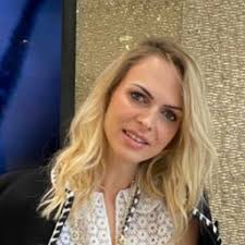 Mitarbeitende von CHANEL GmbH