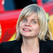 She was a teacher for several years at the cours florent, and then received a nomination for the césar award for most promising actress for her performance in tatie danielle (1990). Isabelle Nanty