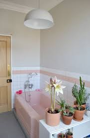 The vintage bathroom model brings up certain features, such as neutral colours. Spectacularly Pink Bathrooms That Bring Retro Style Back