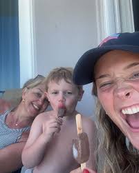 Hannah Arthur Hatcher☀️🍉🌊🐚🌸