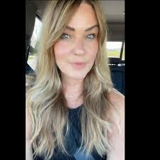 Melissa Pia's Instagram, Twitter & Facebook