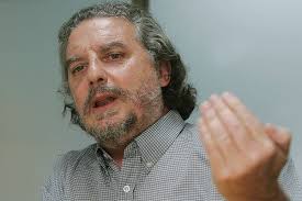 Andrés Palma (DC), candidato a consejero constitucional: "Hay que cambiar  la preponderancia del mercado y la ganancia individual por la solidaridad y  la conciencia de que hay bienes comunes"