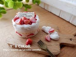 直径2 ワンホールの苺ショートケーキとブルーベリーチーズケーキ 食べ物のアイデア ミニチュアフード ショートケーキ